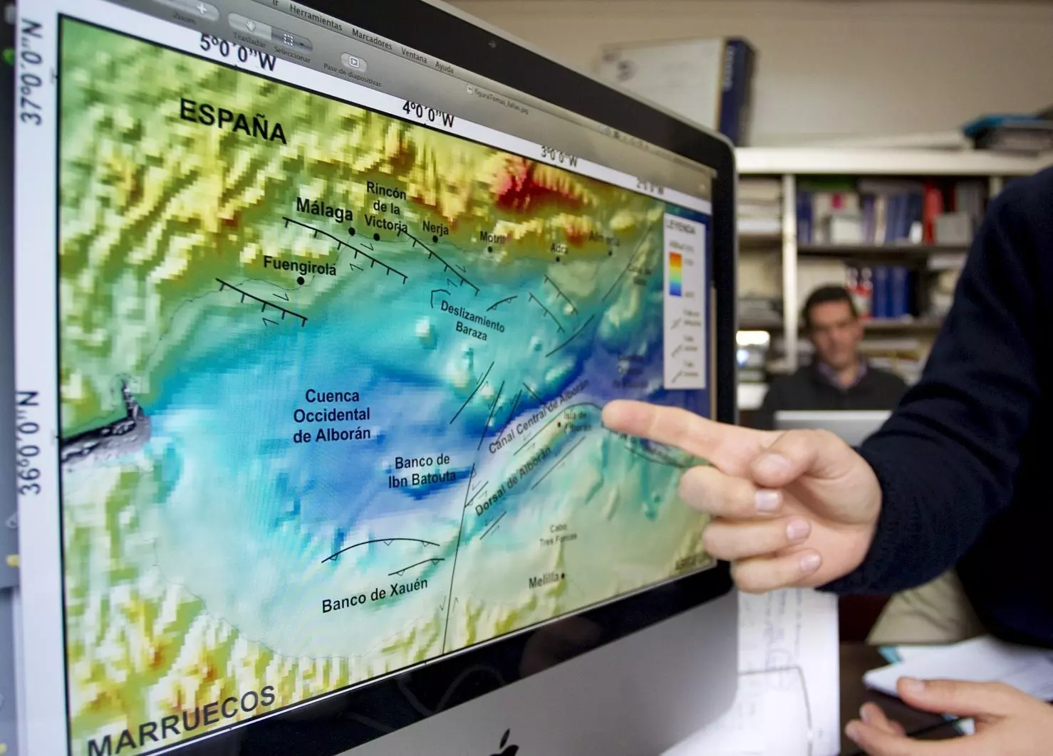 Alerta Ambiental: El Buque Ruso 'Vyazma' en el Mediterráneo Representa un Grave Riesgo de Catástrofe Ecológica