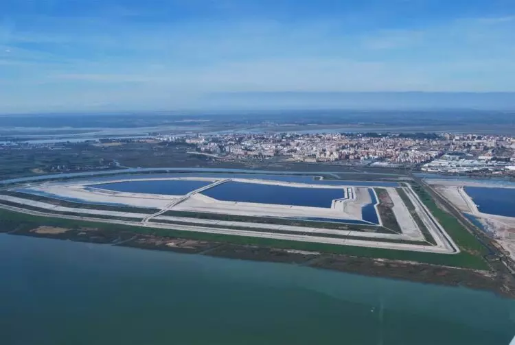 Huelva: La Problemática Persistente de los Fosfoyesos y el Cuestionado Plan de Restauración