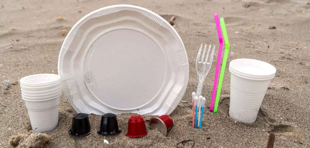 Restricción del plástico de un solo uso, avances tímidos y dudas sobre los datos del reciclaje