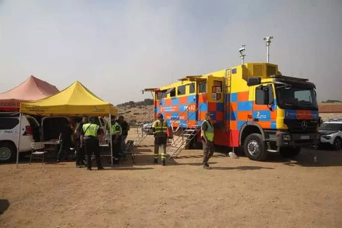 Actualizaci￳n del incendio forestal en San Bartolom￩ de Pinares: situaci￳n "favorable" a pesar de las reactivaciones nocturnas