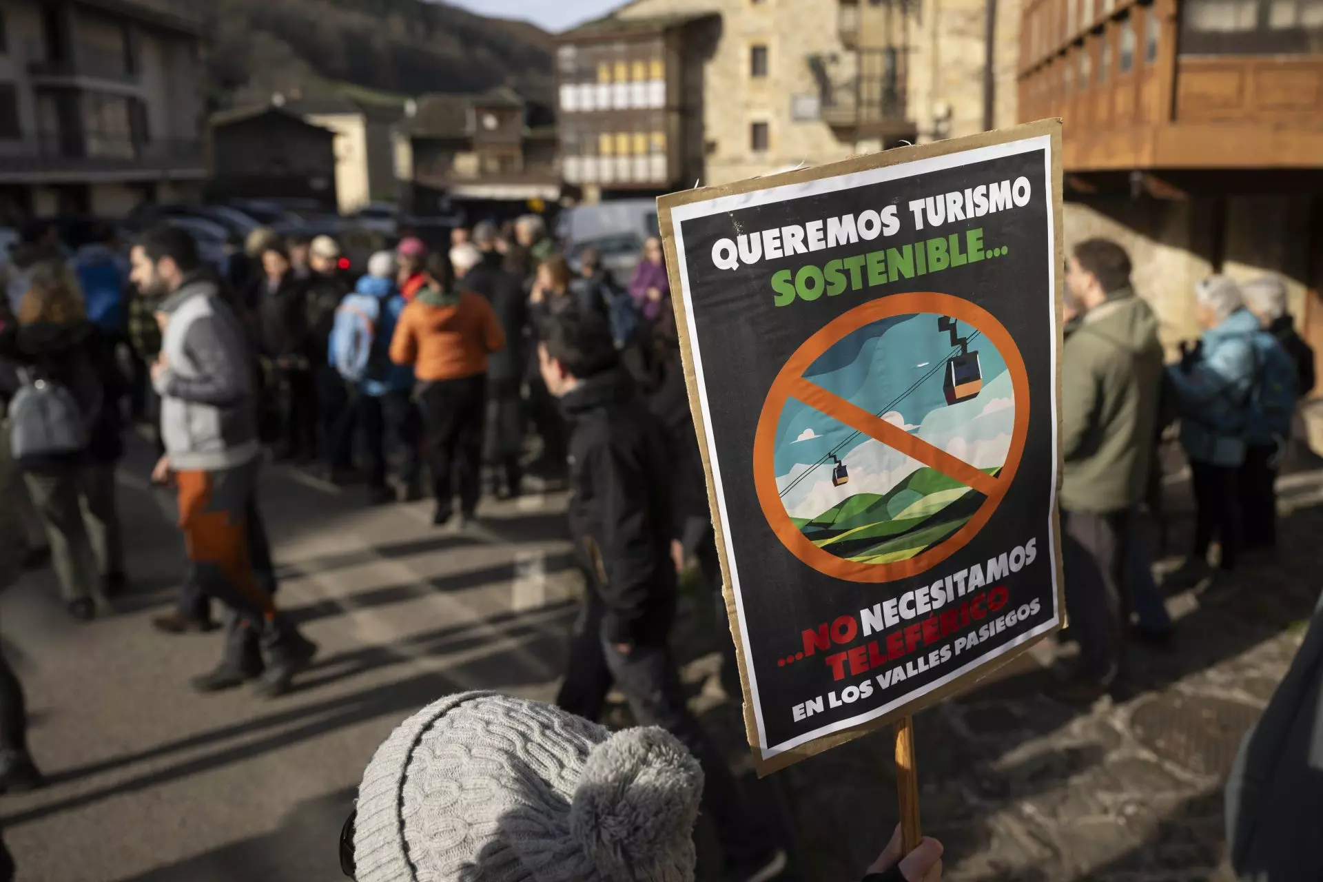 Fuertes críticas al proyecto de teleférico en Vega de Pas: "Un despropósito con impacto devastador"