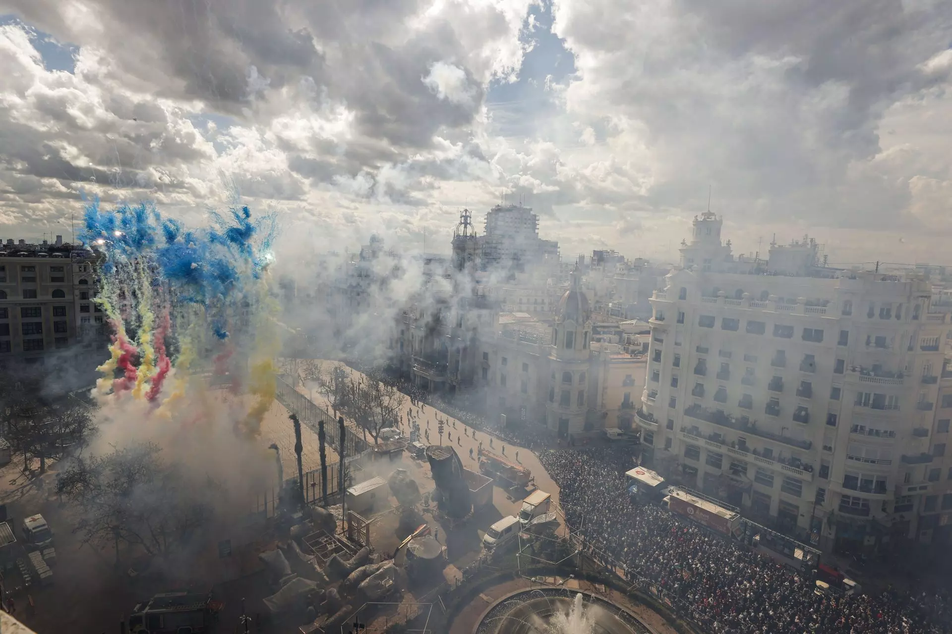 Las Fallas de Valencia Generan 8.000 Toneladas de Residuos Antes de sus Días Clave