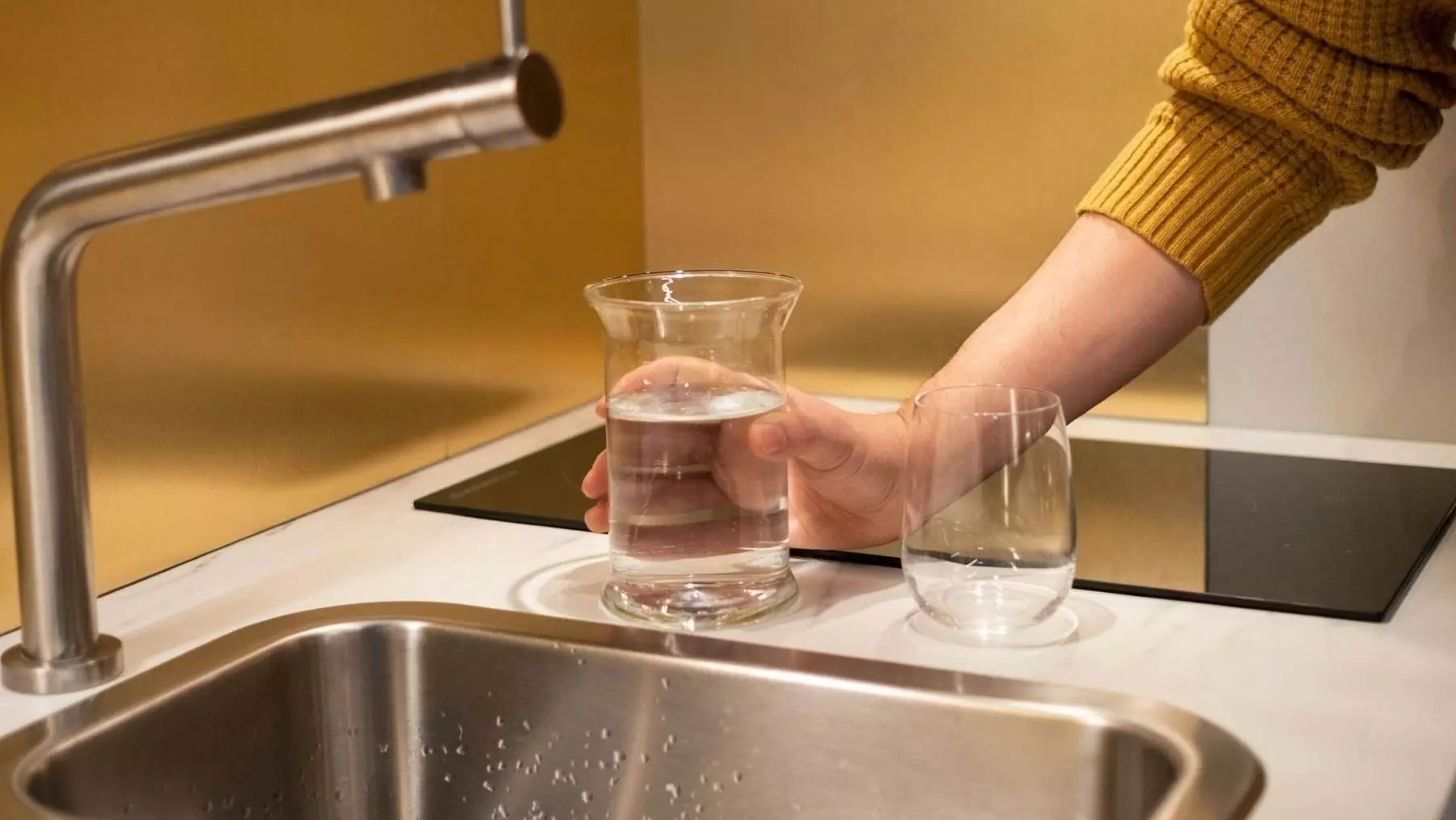 Niveles de Nitratos en Agua Potable en España: Un Riesgo Sanitario Ignorado por la Legislación Actual