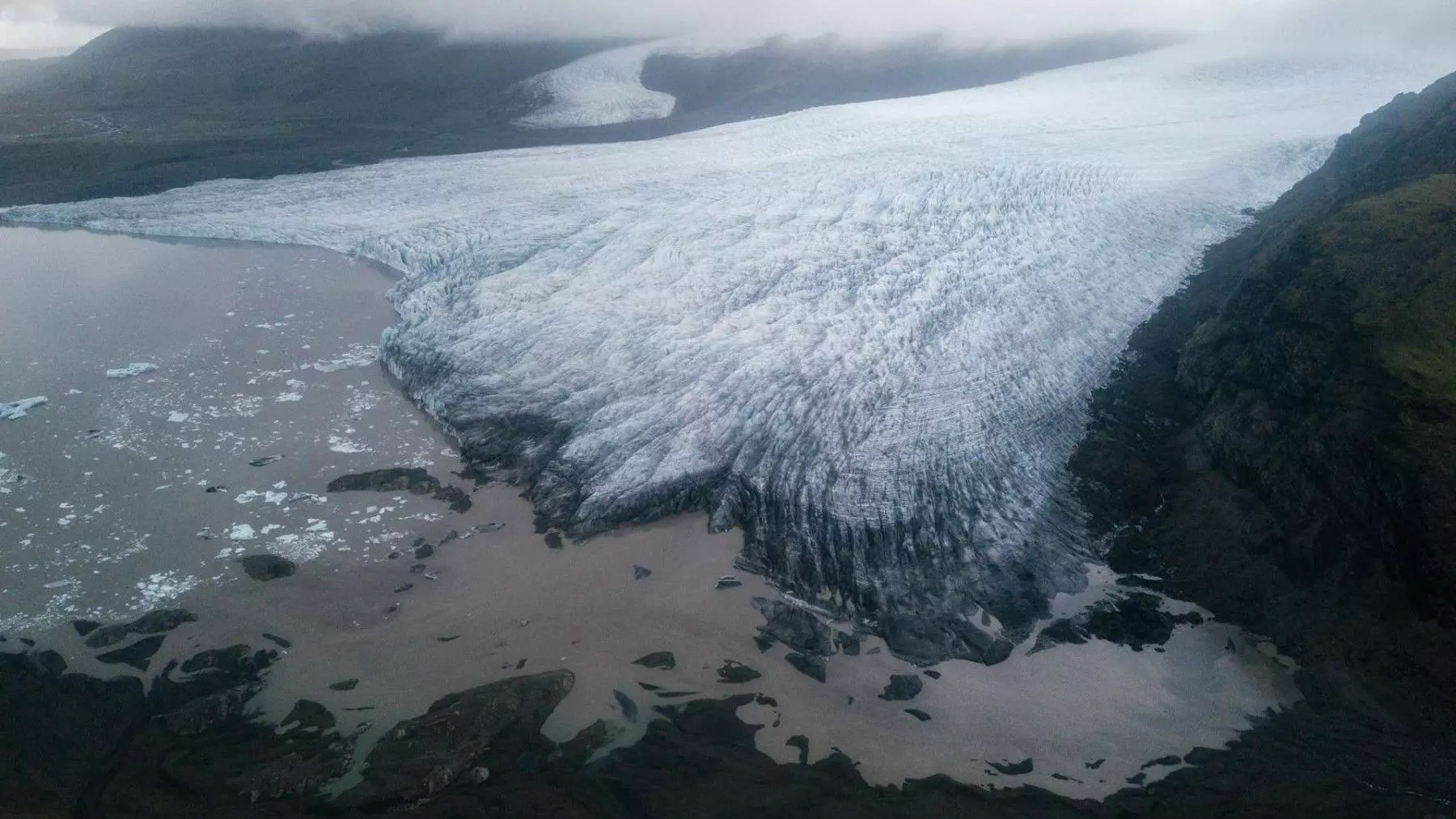 Día Mundial de los Glaciares y el Calentamiento Global: Amenazas y Conservación