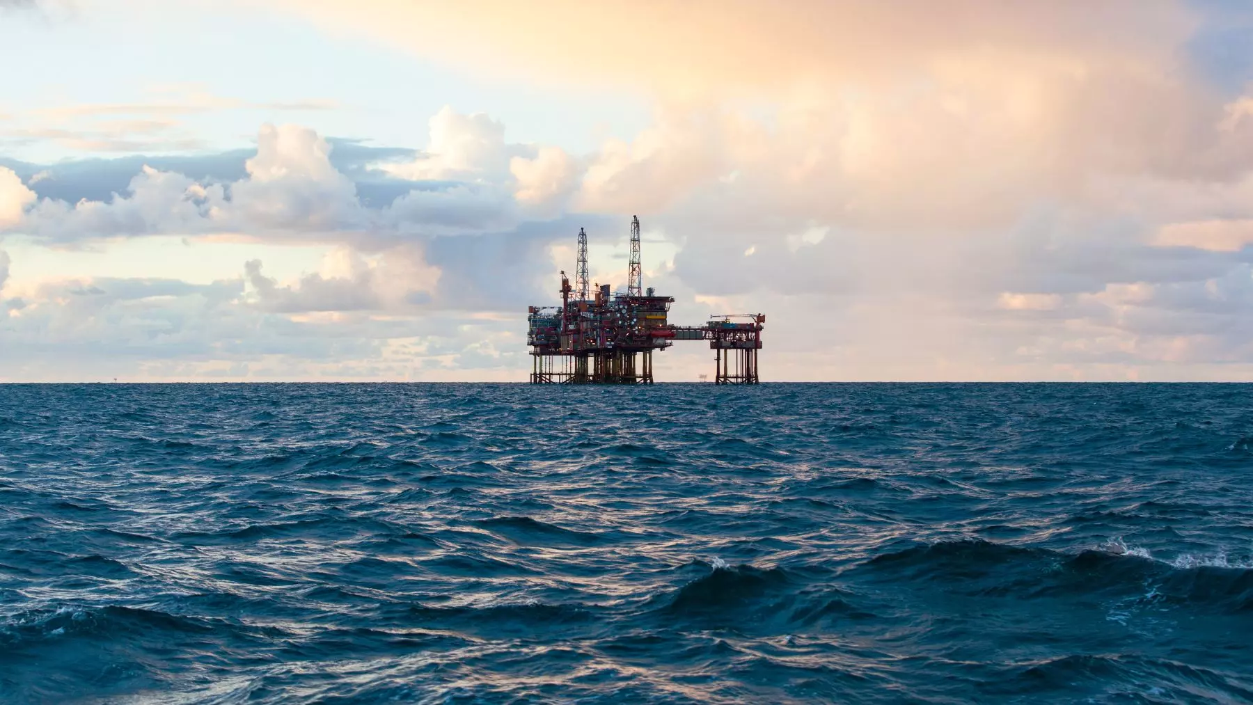 Un Robot del Tamaño de un Zapato Lucha Contra los Derrames de Petróleo en el Océano