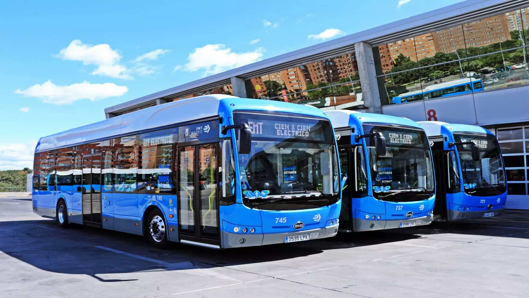 Madrid Impulsa la Movilidad Sostenible con 114 Puntos de Recarga para Autobuses Eléctricos en Sanchinarro