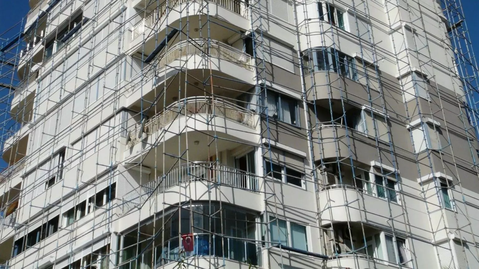 España Relanza Deducciones Fiscales por Eficiencia Energética con Beneficio Retroactivo