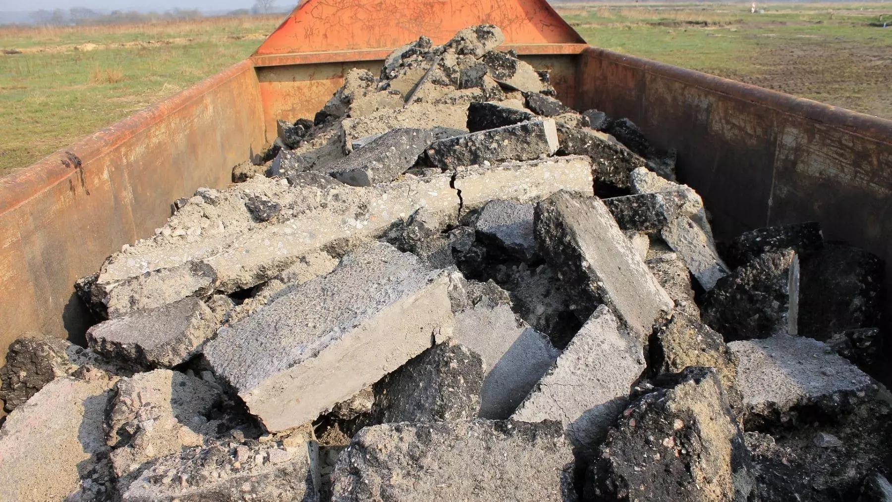 Madrid: Sanciones por Vertidos Ilícitos y la Urgente Protección Ambiental