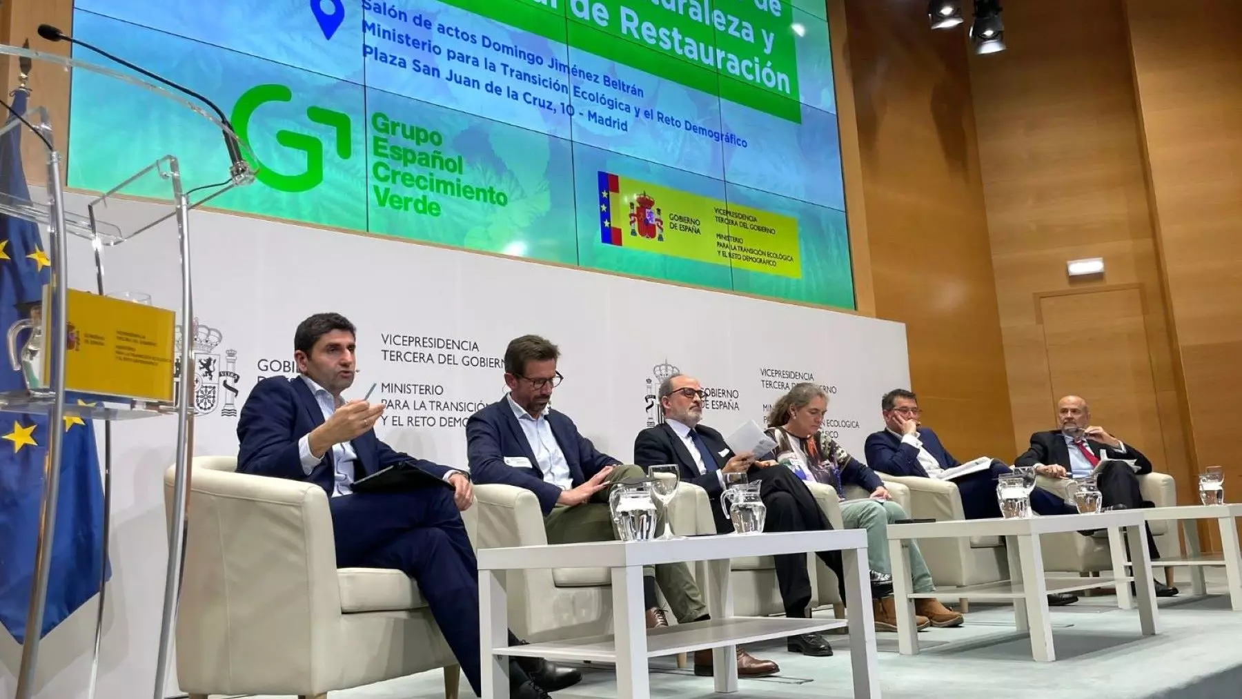La Renovación Ambiental: Impulso Clave para la Competitividad Empresarial y la Inversión Sostenible