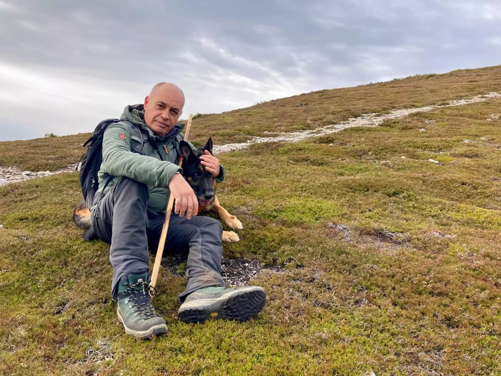 La coexistencia entre lobos y ganaderos: un llamado a la empatía y la mediación